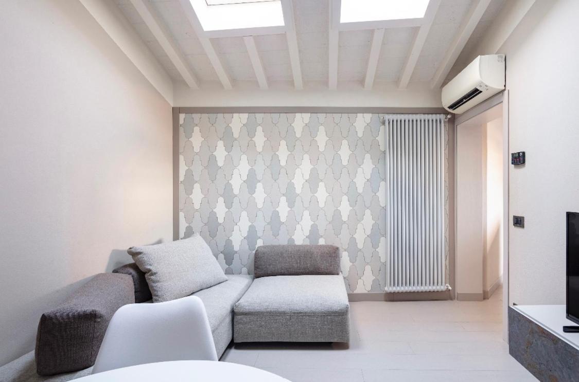 Maison Del Ducato “Cavour 24” Parma Ngoại thất bức ảnh